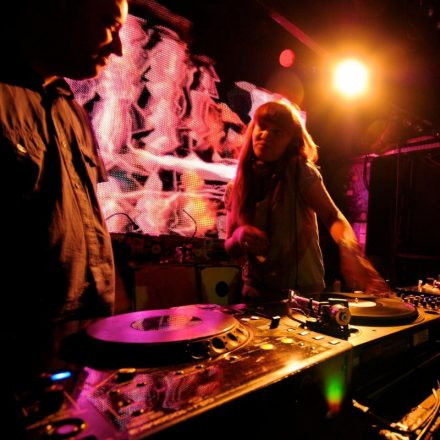 Wicked feat. Switch! mit Serial Killaz