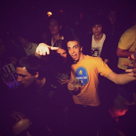 Wicked feat. Switch! mit Serial Killaz