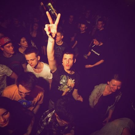 Wicked feat. Switch! mit Serial Killaz