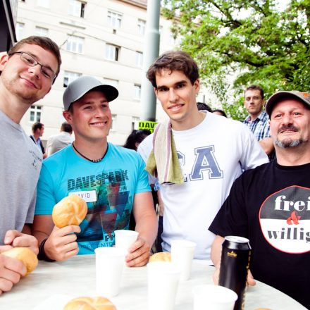 Wurstmob mit Schärfewettessen @ Rock'N'Wurst