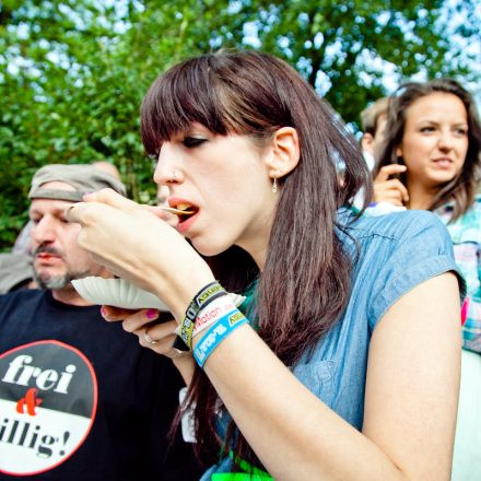 Wurstmob mit Schärfewettessen @ Rock'N'Wurst