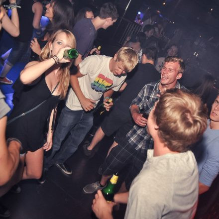 Addicted to Rock - Semesterclosing mit Poledance Vienna @ U4