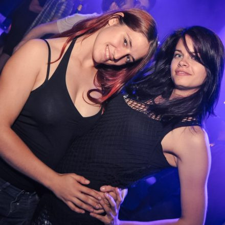Addicted to Rock - Semesterclosing mit Poledance Vienna @ U4