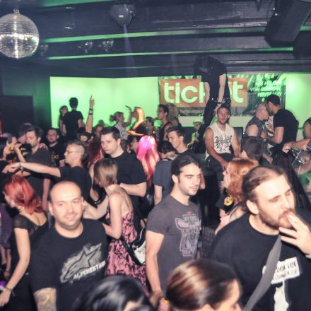 Addicted to Rock - Semesterclosing mit Poledance Vienna @ U4