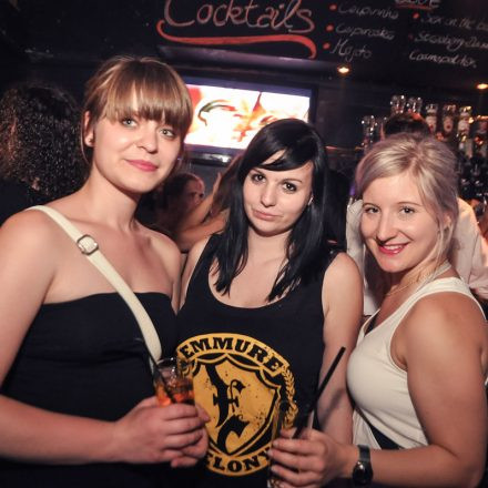 Addicted to Rock - Semesterclosing mit Poledance Vienna @ U4