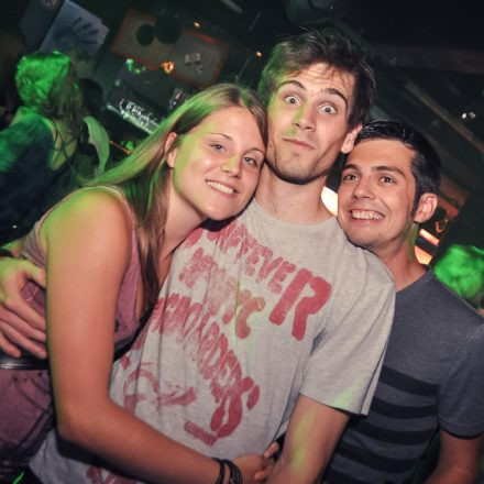 Addicted to Rock - Semesterclosing mit Poledance Vienna @ U4