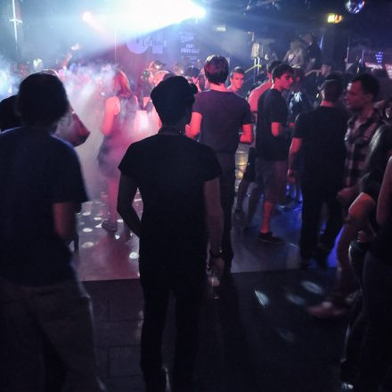 Addicted to Rock - Semesterclosing mit Poledance Vienna @ U4