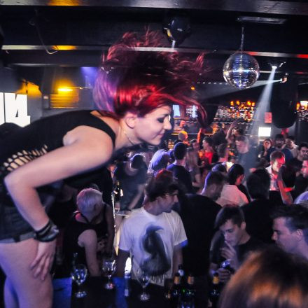 Addicted to Rock - Semesterclosing mit Poledance Vienna @ U4