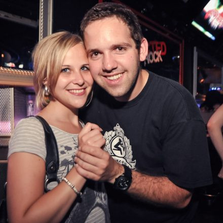 Addicted to Rock - Semesterclosing mit Poledance Vienna @ U4