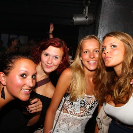 Tuesday 4 Club @ U4