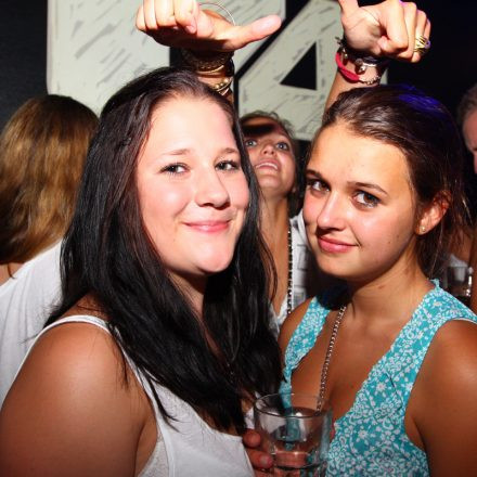 Tuesday 4 Club @ U4