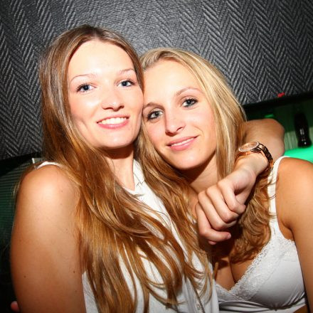 Tuesday 4 Club @ U4