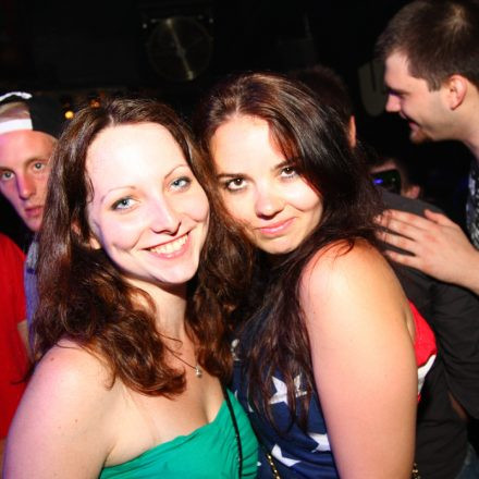 Tuesday 4 Club @ U4