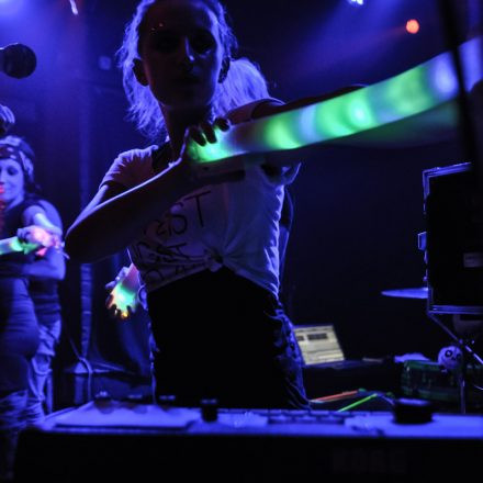 Club VOLUME #7 - Frequency Festivalstarter mit The T.c.h.i.k. @ B72