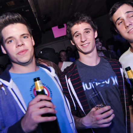 Club VOLUME #7 - Frequency Festivalstarter mit The T.c.h.i.k. @ B72