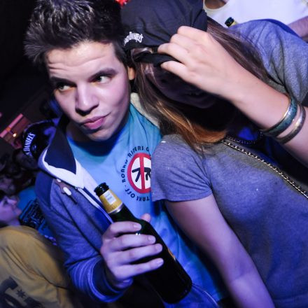 Club VOLUME #7 - Frequency Festivalstarter mit The T.c.h.i.k. @ B72