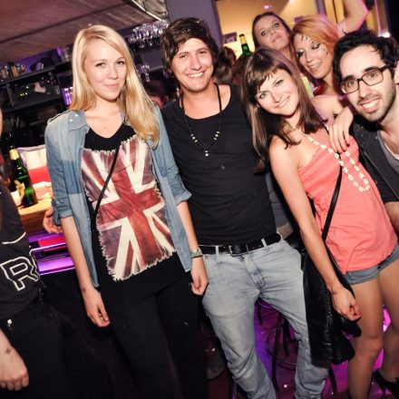 Club VOLUME #7 - Frequency Festivalstarter mit The T.c.h.i.k. @ B72