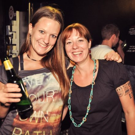 Addicted to Rock - Heinz aus Wien - Akustikset @ U4