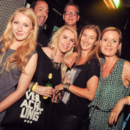 Addicted to Rock - Heinz aus Wien - Akustikset @ U4