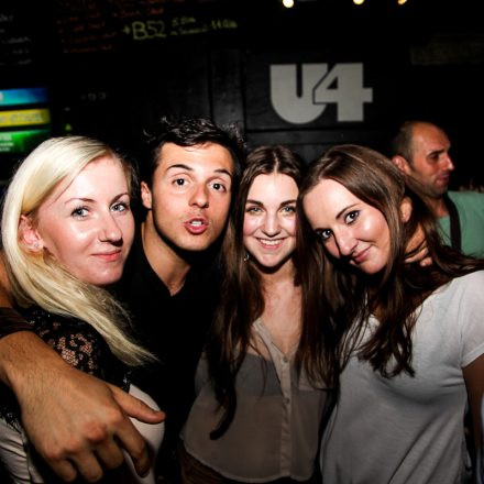 Behave! No Limit @ U4