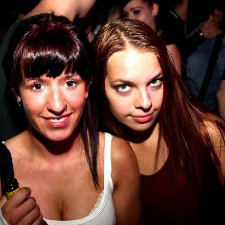 Addicted to Underground @U4