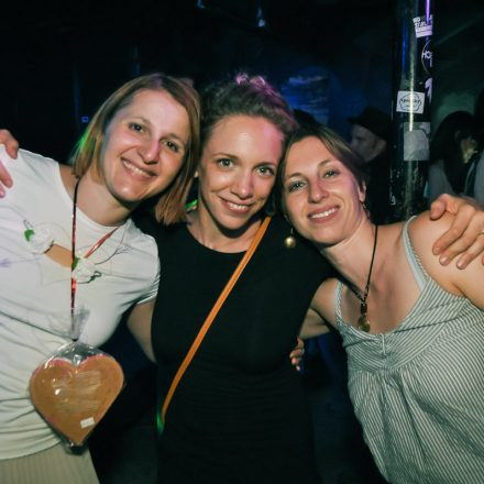 90'ies Club - Summer Special @ Badeschiff Wien