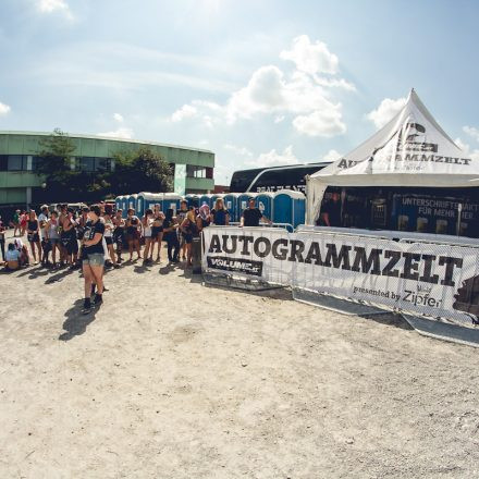 Frequency 2012 - VOLUME Autogrammzelt presented by ZIPFER [by Jolly Schwarz, Daniel Willinger, Stefan Pausa]