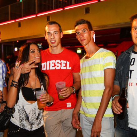 Crazy Special ft. Klangkarussell & Alt Ctrl @ Flex