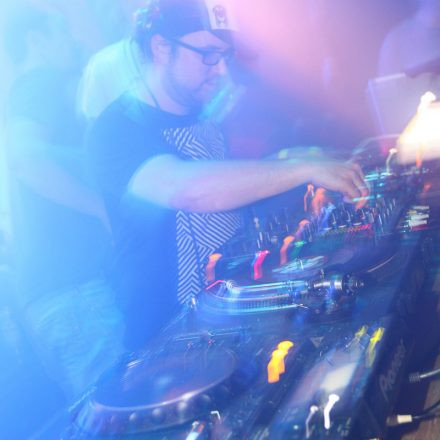 Crazy Special ft. Klangkarussell & Alt Ctrl @ Flex