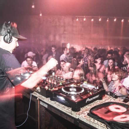 Strictly.Beats @ Postgarage