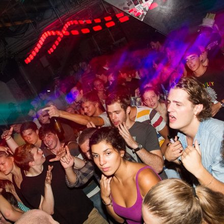 Mau Mau Music pres. The Jillionaire [Major Lazer] @ Fluc