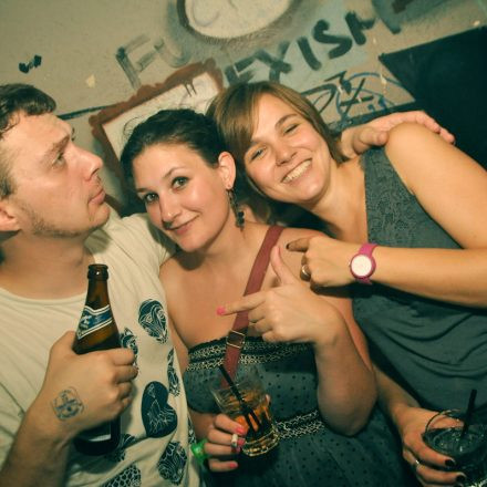 (VIENNAs FIRST) 90ies CLUB @ The Loft