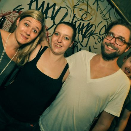 (VIENNAs FIRST) 90ies CLUB @ The Loft