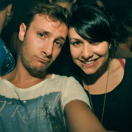 (VIENNAs FIRST) 90ies CLUB @ The Loft