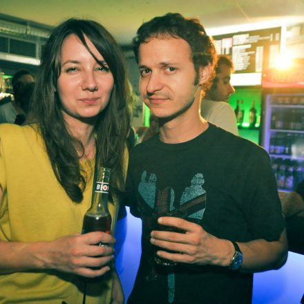 (VIENNAs FIRST) 90ies CLUB @ The Loft