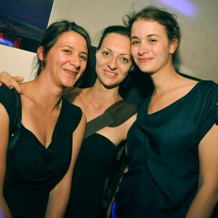 (VIENNAs FIRST) 90ies CLUB @ The Loft