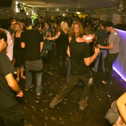 (VIENNAs FIRST) 90ies CLUB @ The Loft