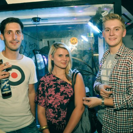 (VIENNAs FIRST) 90ies CLUB @ The Loft