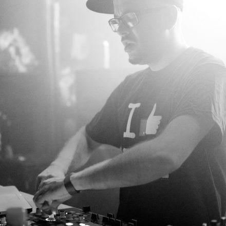 Bassclub presents Gramatik LIVE @ Flex