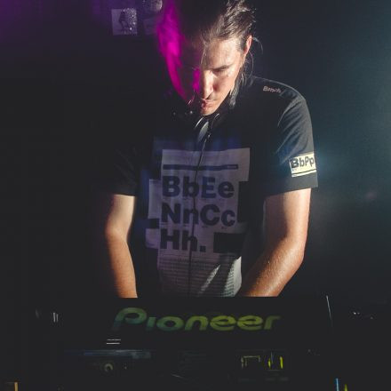 Clubtour mit Naked Fish @ Loft & Flex
