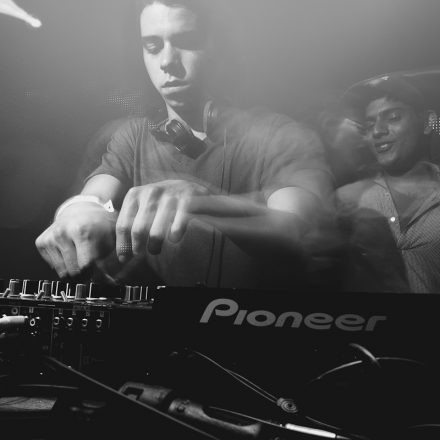 Clubtour mit Naked Fish @ Loft & Flex