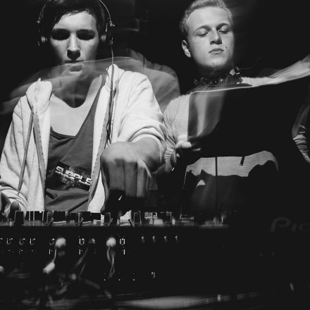 Clubtour mit Naked Fish @ Loft & Flex