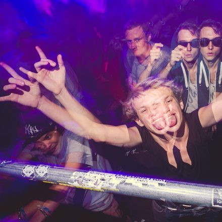 Clubtour mit Naked Fish @ Loft & Flex