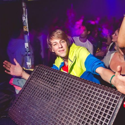 Clubtour mit Naked Fish @ Loft & Flex