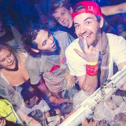 Clubtour mit Naked Fish @ Loft & Flex