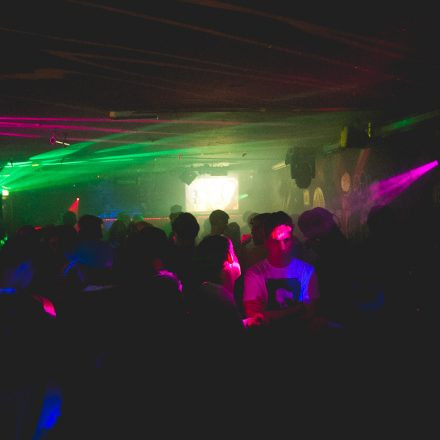Clubtour mit Naked Fish @ Loft & Flex