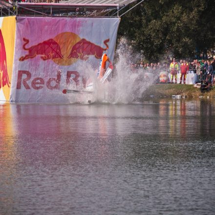 Red Bull Flugtag 2012 @ Brigittenauer Bucht Wien