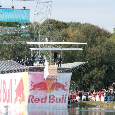 Red Bull Flugtag 2012 @ Brigittenauer Bucht Wien