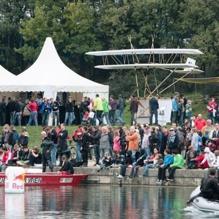 Red Bull Flugtag 2012 @ Brigittenauer Bucht Wien