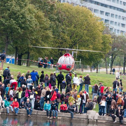 Red Bull Flugtag 2012 @ Brigittenauer Bucht Wien